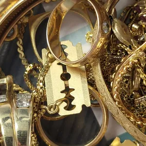 Gold jewelry piece 1 on display