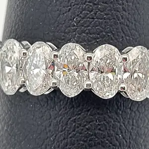 Jewelry piece 17 on display